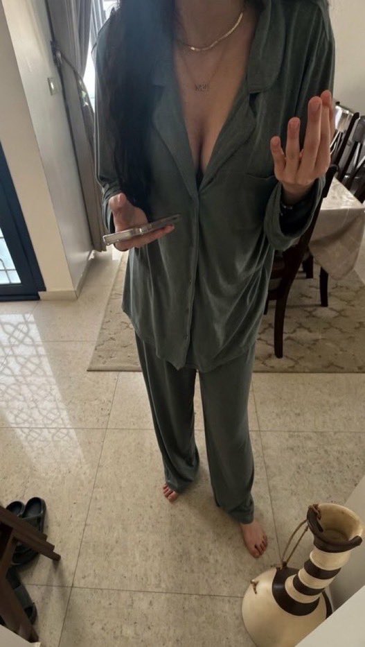 6llzdd's tweet photo. ما دمر مخك ولعن رجولتك وخلاك ديوث ال�� مناظر اهلك ولبسهم قدامك 💉🧠
صح كلامي؟🍑

#ديوت_بدويٌّْ https://t.co/K2Xkmodm9D