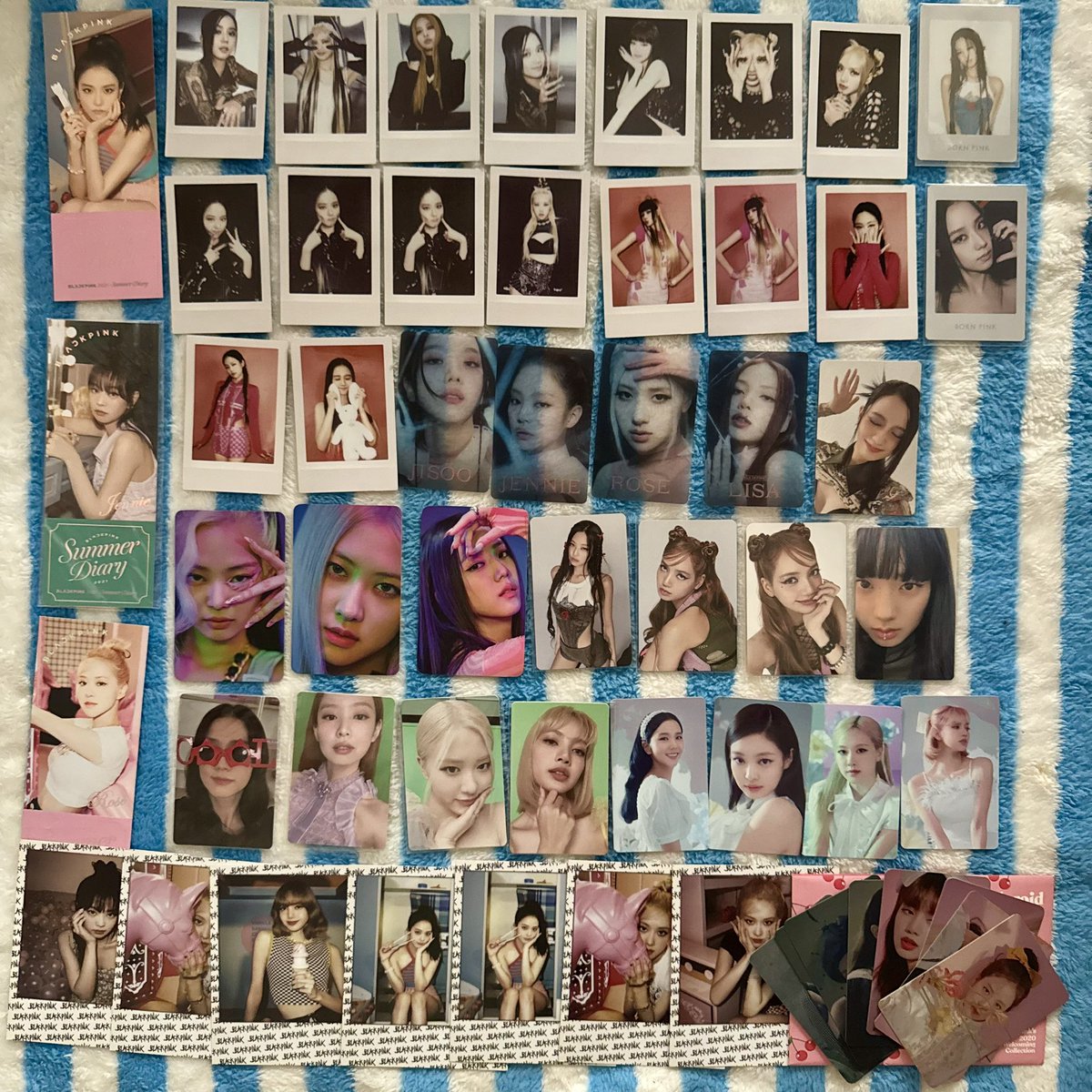 skbns24's tweet photo. freebies for host or takers! ❤️ https://t.co/c0nYlA91xW