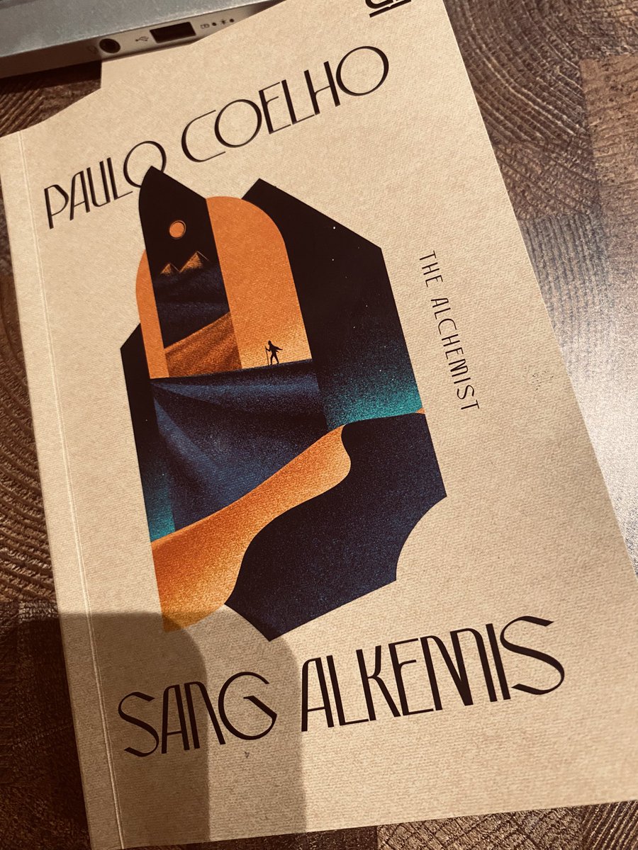 Antemxortem's tweet photo. challenge membaca buku di kafe👋🙂‍↔️ https://t.co/dVL2xD8wqD