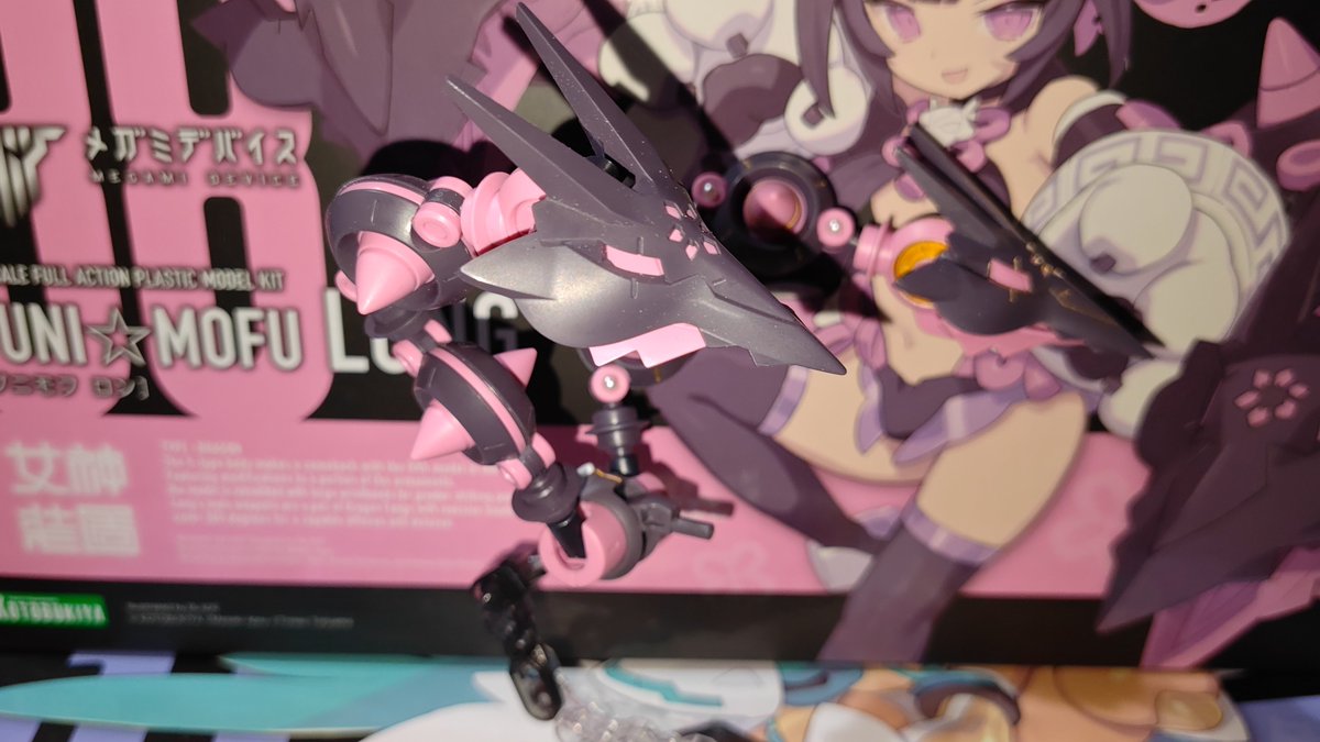 PopAshura's tweet photo. 武装も少しは何かしてたりします
具体的には丸モールドの所に良い感じにデコで使わなかったパールタイプハマったので貼ってます https://t.co/RTH2ViUBIe