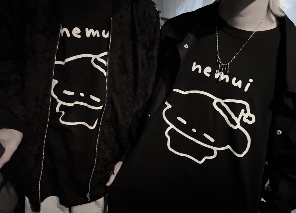 Babusosweet's tweet photo. クラスTシャツで物議を醸してるっぽいけどさ
うちのクラスTはこれだったよ。もちろん俺が提案したんだけど。
最初はたくさんのクラスメイトが反対したけど、俺がINUの偉大さと素晴らしさを昼夜問わず説明して説得した結果、全会一致で決定。
クラスTやりたいなら、それ相応の努力をしろよ。 https://t.co/T3Pc8EqBJX