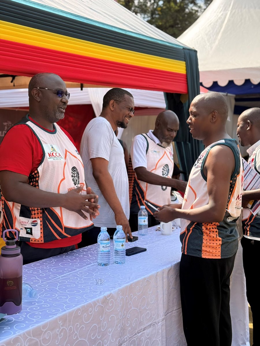 samuelkeeya1's tweet photo. KCCA Leaders Join 6th Annual Muslim Run to Build Hope at Shukran Babies’ Home. Click link below to read more; https://t.co/2m9vXSeHlo
@Mamerito @RespTourismUG @BenonKigenyi @KCCAUG https://t.co/5x6FOxYqxg