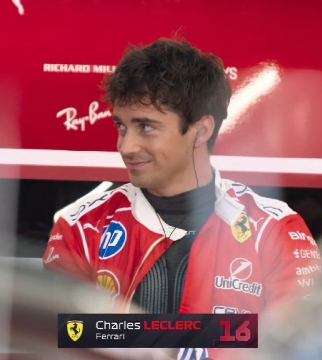 juneacherry's tweet photo. He's so smiley today (little devil) https://t.co/NsxYYU1DUG