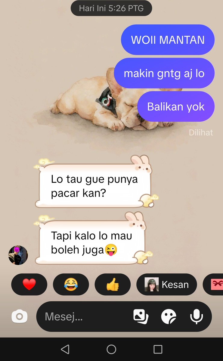 Chezylyraa's tweet photo. @LEO_WONZ I texted him on tiktok. Cuz he blocked me in WhatsApp, (he's my ex) https://t.co/czEejj7Ak1