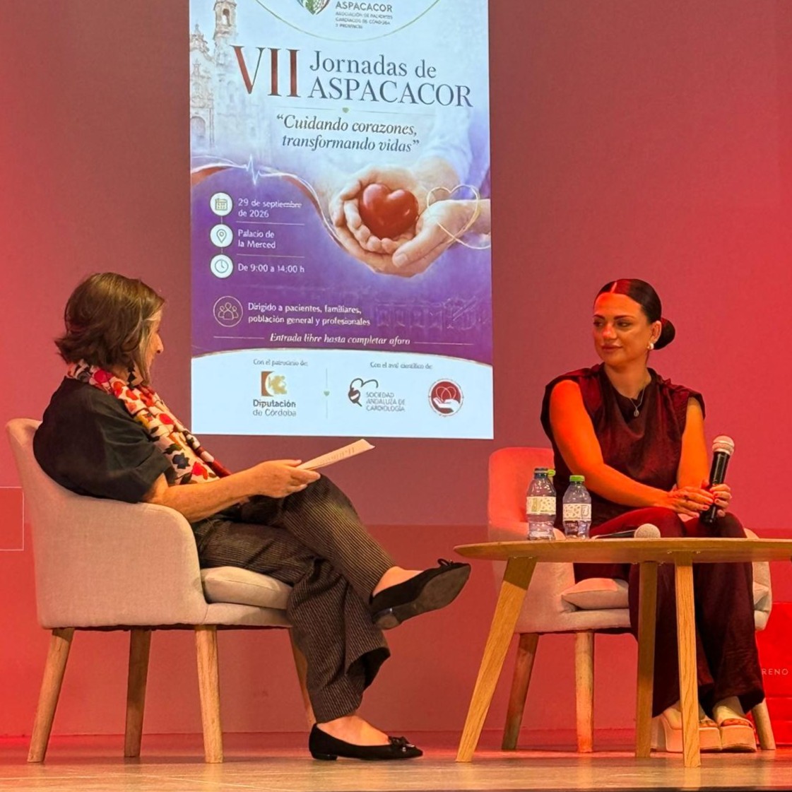 COECordoba's tweet photo. ❤ @ASPACACOR ha desarrollado sus VII Jornadas, a las que asistió el @COECordoba , y en las que la enfermera gestora del Servicio de Cardiología del @HUReinaSofia  , Carmen Sánchez, ha presentado el proyecto 'Corazón en Casa', de seguimiento telefónico para pacientes postinfarto. https://t.co/y1Y5LdMRHi