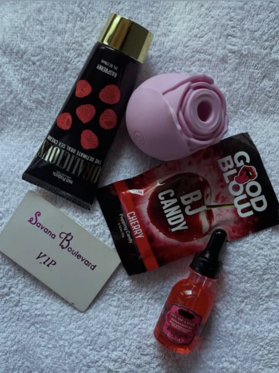 Savanablvd's tweet photo. Your #bedroomessentials brought to you by @Savanablvd 

#lingerieshopug #couplespleasure #coupleswellness #couplesintimacy #intimacydesire #couplesdatenight #pleasureug #lubricants #giftforher #bridalshowergifts #lingerie #weekend https://t.co/1YovZlAHGv
