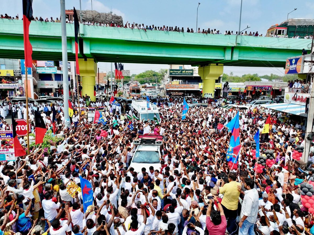 AmbalNandakumar's tweet photo. தாராபுரத்தின் தன்மானம் காக்க சகோதரி வழக்கறிஞர் சுகன்யா அவர்களுக்கு உதயசூரியன் சின்னத்தில் வாக்களியுங்கள்!

-கழகத் தலைவர் தளபதி M. K. Stalin அவர்கள் 

#VoteForDMK #dharapuram https://t.co/HISaChRXnG