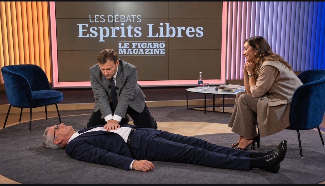 MagAvecZ's tweet photo. 🚨 Sarah Knafo a collé Bruno Le Maire au mur hier soir dans #EspritsLibres. Implacable, chiffrée, sans concession.

Débat #LeCasseDuSiècle en entier 
🎥 https://t.co/oL0fcg9ExC

Pour vous résumer ce débat ⤵️ https://t.co/i9YEebOr9x