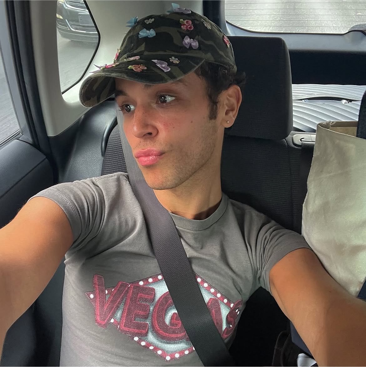 rybianupdates's tweet photo. He loves a kissy face 🥺❤️ https://t.co/vxJADgmiwU