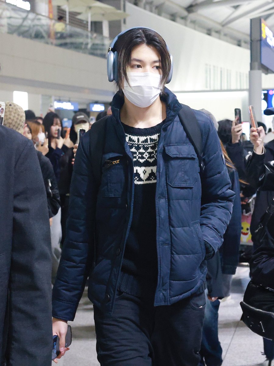Louis_ismyLueur's tweet photo. 261002 ICN

#LOUIS #루이
#LNGSHOT #롱샷 https://t.co/W39BYSZ0W8