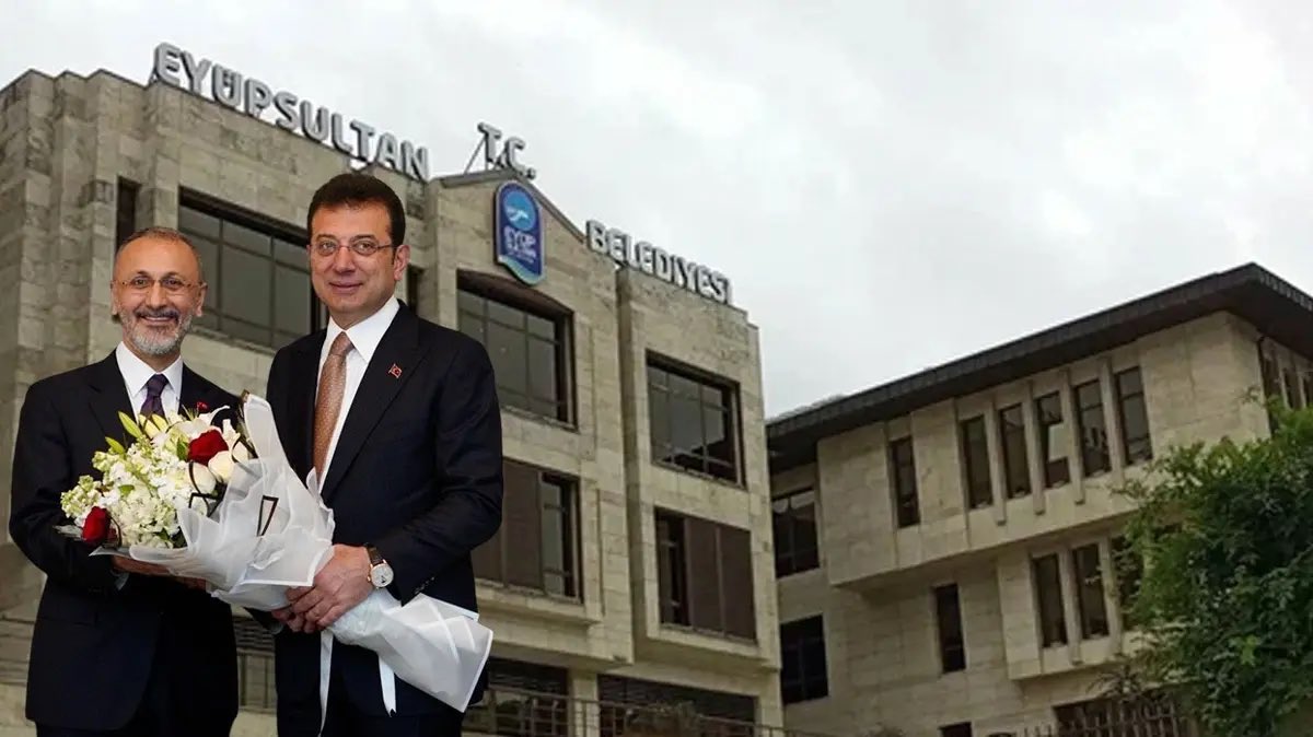 hikmetgenc's tweet photo. Eyüpsultan Belediyesi'ne yönelik yolsuzluk soruşturması kapsamında (rüşvet, ihaleye fesat) Eyüpsultan Belediye Başkanı Mithat Bülent Özmen'in de aralarında bulunduğu 28 şüpheli gözaltına alındı. https://t.co/nN19Mjwyro