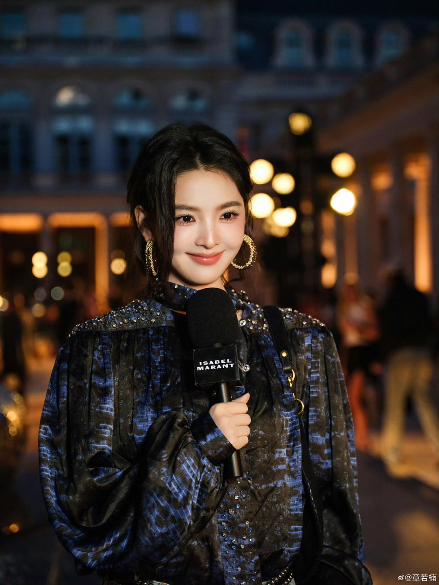 ruonanfiles's tweet photo. 📸 261002 Zhang Ruonan Weibo Update

ZHANG RUONAN ATTENDS ISABEL MARANT PFW #ZhangRuonan #ZhangRuonanxIsabelMarant #IsabelMarantSS27 https://t.co/vHyNmXH6VP