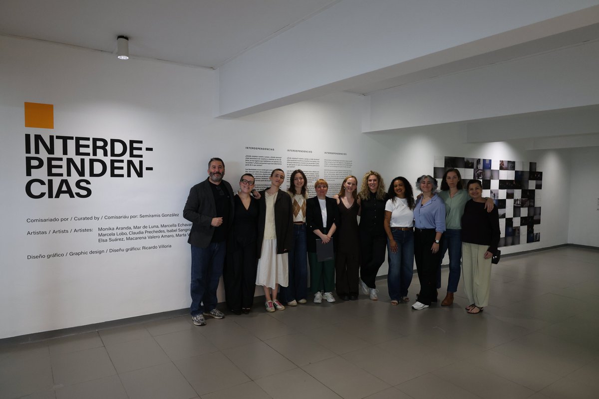 LABoral's tweet photo. Esta mañana en LABoral hemos presentado en una rueda de prensa la programación para esta tarde en La Noche Blanca. 👇

¡Os esperamos hoy a partir de las 19 h! 👏👀

Entrada libre y gratuita 🎟️

🔗 Programa completo: https://t.co/aI7n6FCkaO https://t.co/i8bnI14YCz