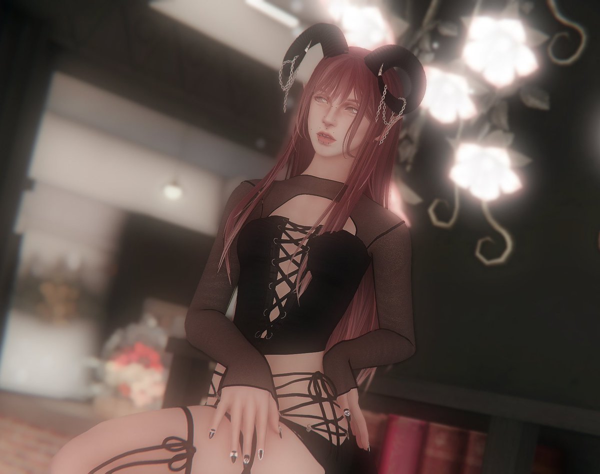 ghostofalily's tweet photo. every single night
I pray that my tits are sittin' right
moulin rouge, my corset is so tight
babygirl in control, I feel like nicole https://t.co/5w1a8cFoq3