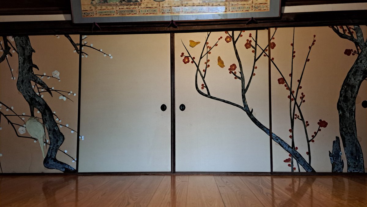 AEDojsn's tweet photo. ラストは毎年安定の張り紙、ネコが入って困っている明圓寺。TOMONOURA DE ART 2026でした。 https://t.co/YGk5Gg4Yko
