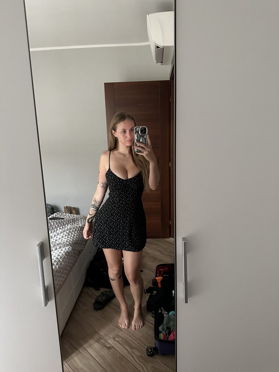 horton5750's tweet photo. Who is in for fun 🤩🍆🍑🍊
It’s weekend lovelies 💕 https://t.co/CCPeHn3FUi