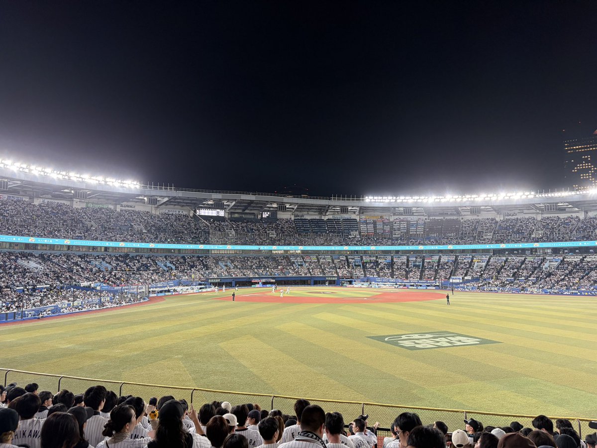 chibalotte051's tweet photo. 1裏終了後到着〜 https://t.co/ISEfzBzexu
