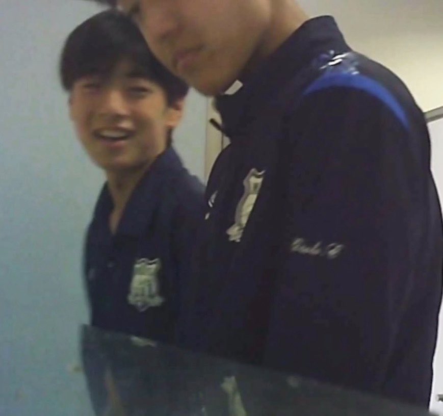 hmwxkf's tweet photo. トイレ隠し撮り🚽

DMまで

#ゲイ #バイ https://t.co/t1l54ma1Vc