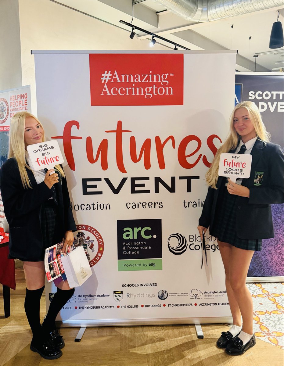 AmazingAccy's tweet photo. It’s picture time! 📸
A great moment to capture some of the faces attending today’s #FuturesEvent! 🙌
#AmazingAccrington @StChrisCEHigh https://t.co/UdNibPwFRK
