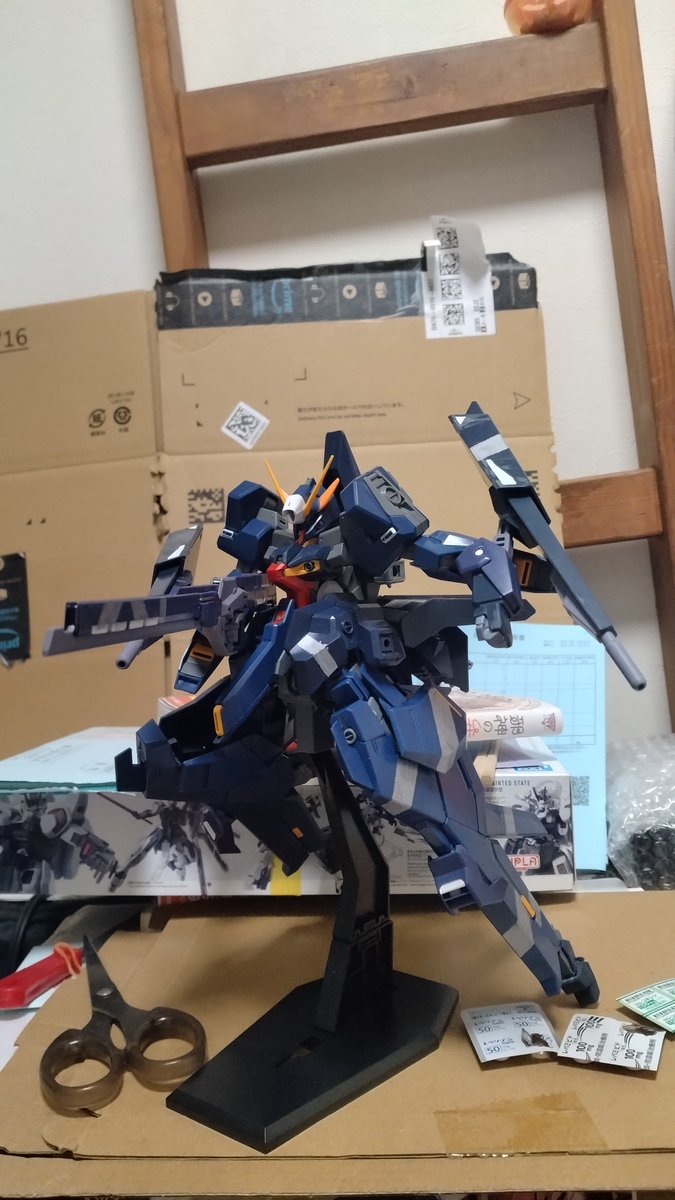 7ApmTEvInw1lIPW's tweet photo. #ガンプラ
今月最初。
まだ色塗りとかは終わってないけども、とりあえずは完成かナ…。 https://t.co/CETEJPExQq