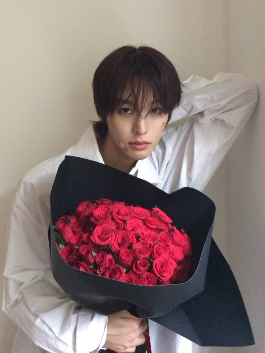 marikumada's tweet photo. ...울음나옴 https://t.co/JPjcouIICt