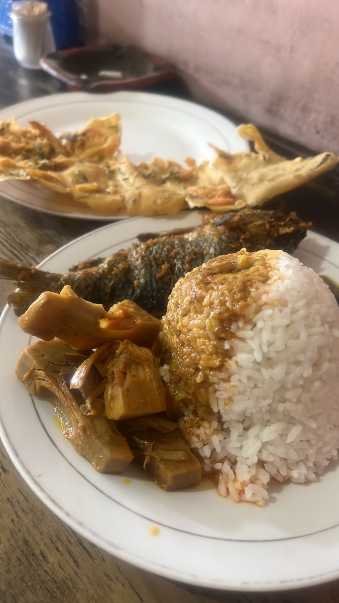 Kaniell_'s tweet photo. Menu makan sore ini.
kalian udah makan der? 😋 https://t.co/WaEi7HatiM