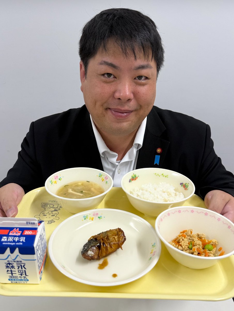 hezuruy's tweet photo. 【ご報告】
小学生の給食は少ない。
苦手な食べ物があれば更に量が減る。
本日は視察に参り気になる質問を多数して参りました。
まずハラール給食ついて奈良市は一度も対応したことがありません。
今後も出さないよう厳しく提言しました。
それとムスリムの児童は豚肉が出る日には各自で弁当を持参しているみたいです。
日本の学校給食を特定の宗教の戒律に合わせて変える必要はありません。
引き続き安心安全で美味しい給食を子供たちの為に提供していきましょう。