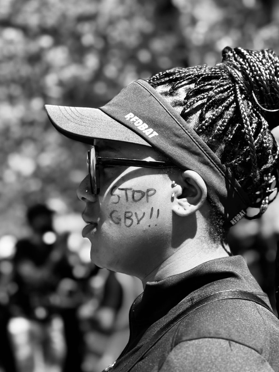 luyolochiya64's tweet photo. Through Kokstad’s streets, community members marched peacefully after prayer, raising awareness of missing persons cases, demanding answers, supporting affected families, and calling for justice.
#kokstad #CommunitySafety #StopGBV #PeacefulMarch @crediblesource_ https://t.co/PqBjT3UJxo
