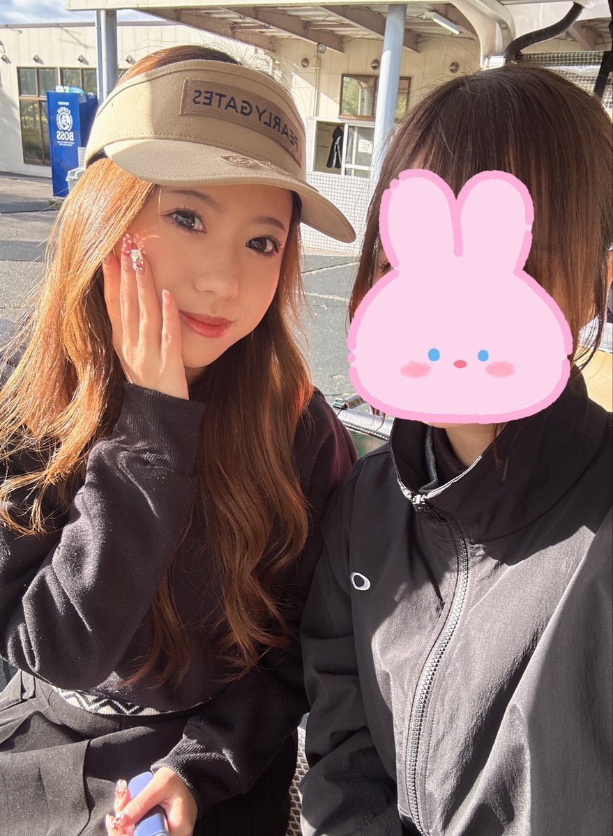 Candy_cats_rea's tweet photo. 最近昼間も��しい〜🍁🍂
ゴルフも行ける時期になってきた⛳️

#イベントガール
#パチンコガール
#フォロバ100
#拡散希望
#ゴルフ
#ゴルフ女子 https://t.co/5lrUGADa48