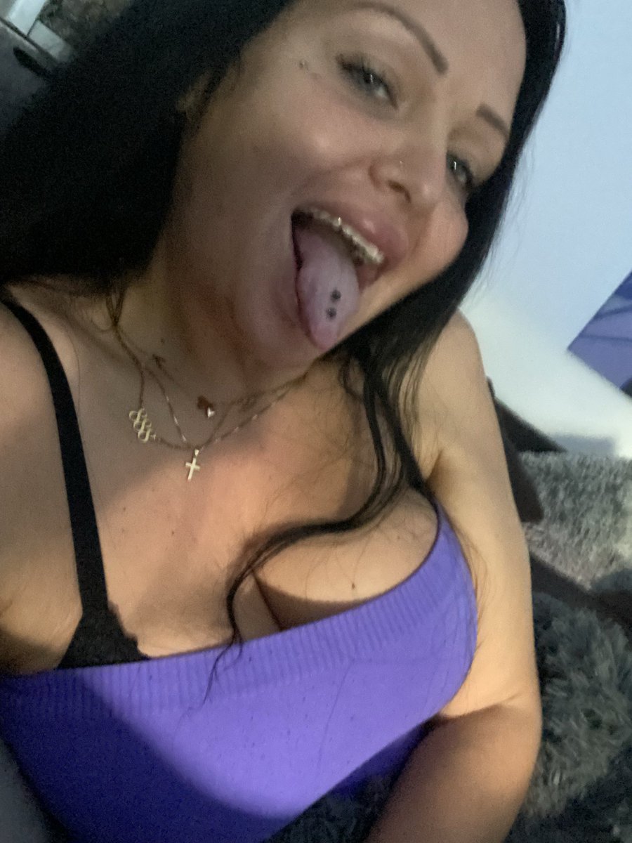 QueenSabrina001's tweet photo. https://t.co/QgFLT4iNii