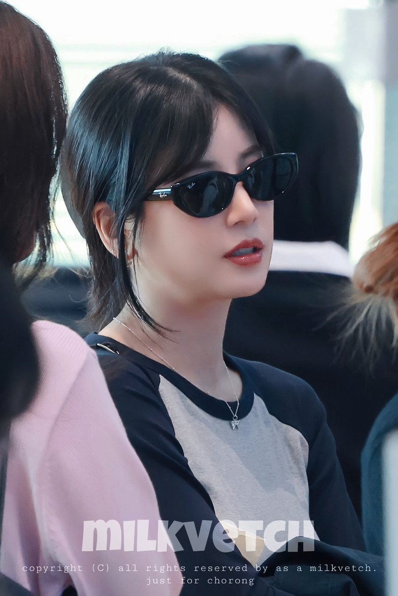 milkvetch33's tweet photo. 261002 에이핑크 초롱 PREVIEW

🛫

#에이핑크 #Apink #박초롱 #CHORONG (@Apinkpcr) https://t.co/uUuSwV8O5v