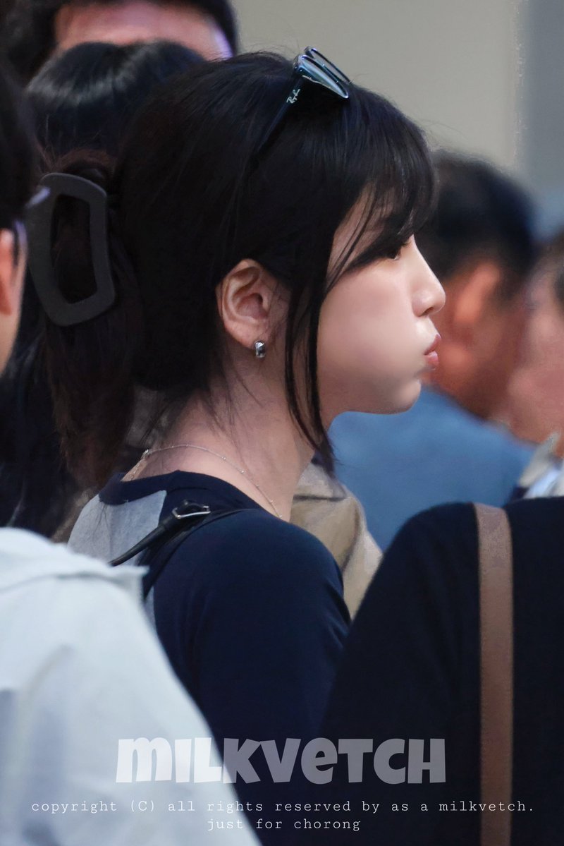 milkvetch33's tweet photo. 261002 에이핑크 초롱 PREVIEW

🛫

#에이핑크 #Apink #박초롱 #CHORONG (@Apinkpcr) https://t.co/uUuSwV8O5v