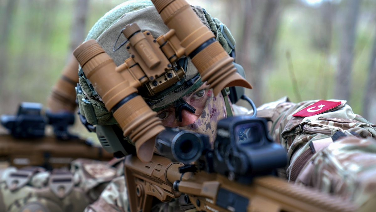 NATOJFCBS's tweet photo. 👀Eyes never lie.
NATO is vigilant, ready, and resolved.
📷@tcsavunma https://t.co/Ebwq0B0HYu