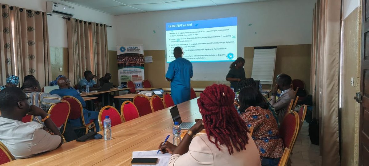 cntept's tweet photo. Le 28 septembre à Lomé, la @CNT/EPT a réuni ses OSC membres pour échanger sur ses acquis, défis et perspectives.
Gouvernance, communication, participation, rapportage et mobilisation des ressources étaient au cœur des échanges.
#CNTEPT #EducationPourTous #Togo https://t.co/7w9UxFrlco