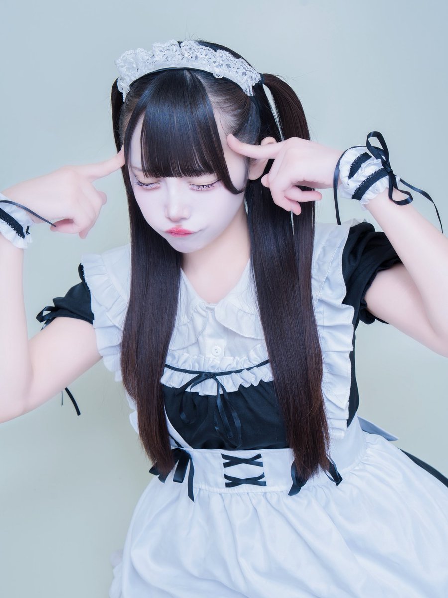 rinne_LC's tweet photo. どうしたらもっと好きになってくれる？ https://t.co/eEOXW88XKr