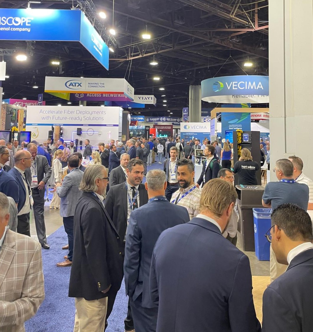 broadpeak's tweet photo. 📸 From @scte in Atlanta, to The Future of TV Advertising in Toronto, and NXT Media Days in Mexico City: last week kept the Broadpeak team busy across North America! 🌎 Thanks to everyone we met 👇
#SCTE #SCTETechExpo #FTVA #NXT @AdwantedEvents  @AdwantedCom  @AdwantedUK https://t.co/gIXYxOV253