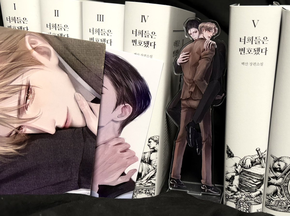 yaya_hah's tweet photo. 강차 아크릴 실물이 너무 예쁘다네요… https://t.co/AihARubtHl