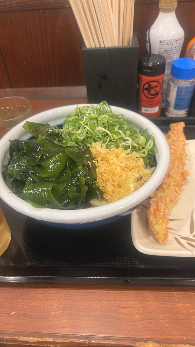 ru_shi_'s tweet photo. 2日に丸亀製麺にくる、超贅沢 https://t.co/iTibUkn5l6