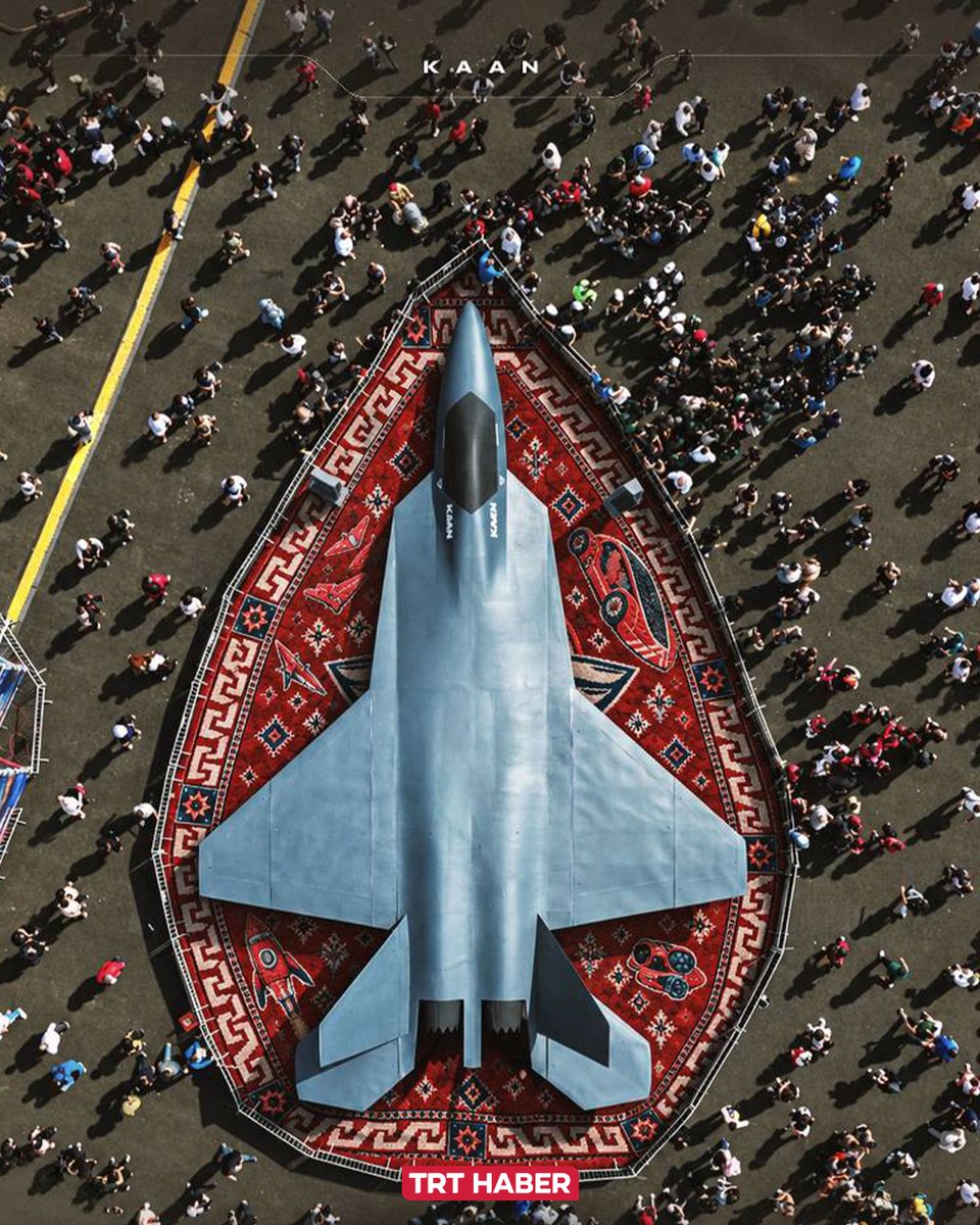 trthaber's tweet photo. 🇹🇷🚀"Tekerlerimizi sildik de geldik..."

#TEKNOFESTGüneydoğu, 3. gününde de ziyaretçilerini ağırlıyor.

📍Şanlıurfa GAP Havalimanı https://t.co/I2EDDjI7Nx