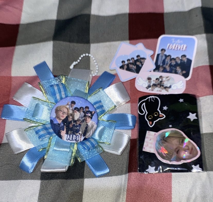 dounvrs's tweet photo. Kembali datang freebies super duper gemes cute incaran akuu my mine guwell dari kak @leowonisme @sangwonoze terimakasih banyak ini lucu gemes poll🥰 https://t.co/Ax5dZF65eS