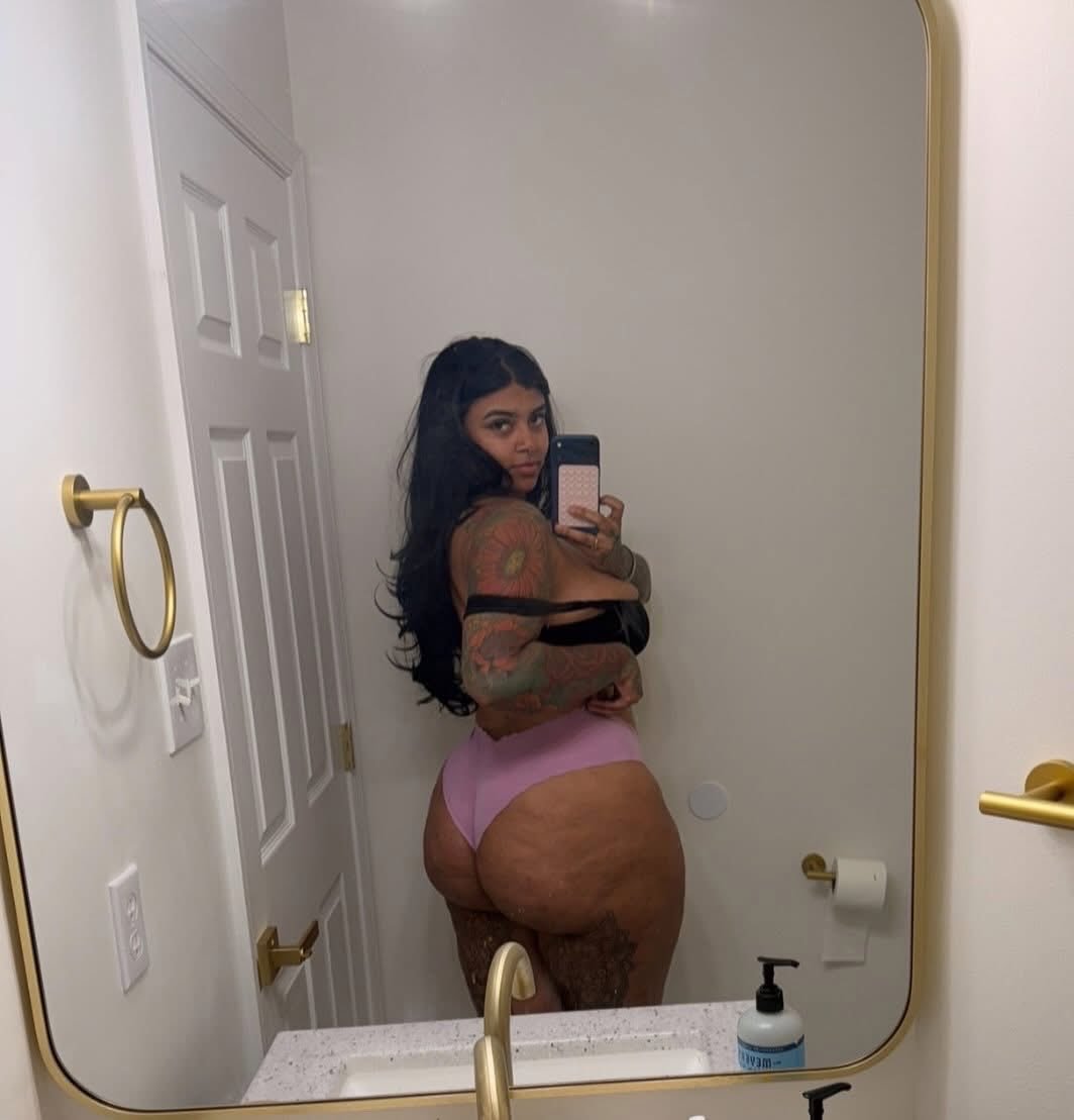 sandrakassy125's tweet photo. SMASH OR PASS👅❤️😜🍒
#onlyfans #boobs #fypシ゚viral #ass #usa https://t.co/b3i4Gj9sVh #jacksonMississinevppi https://t.co/DFAdBaF6uF