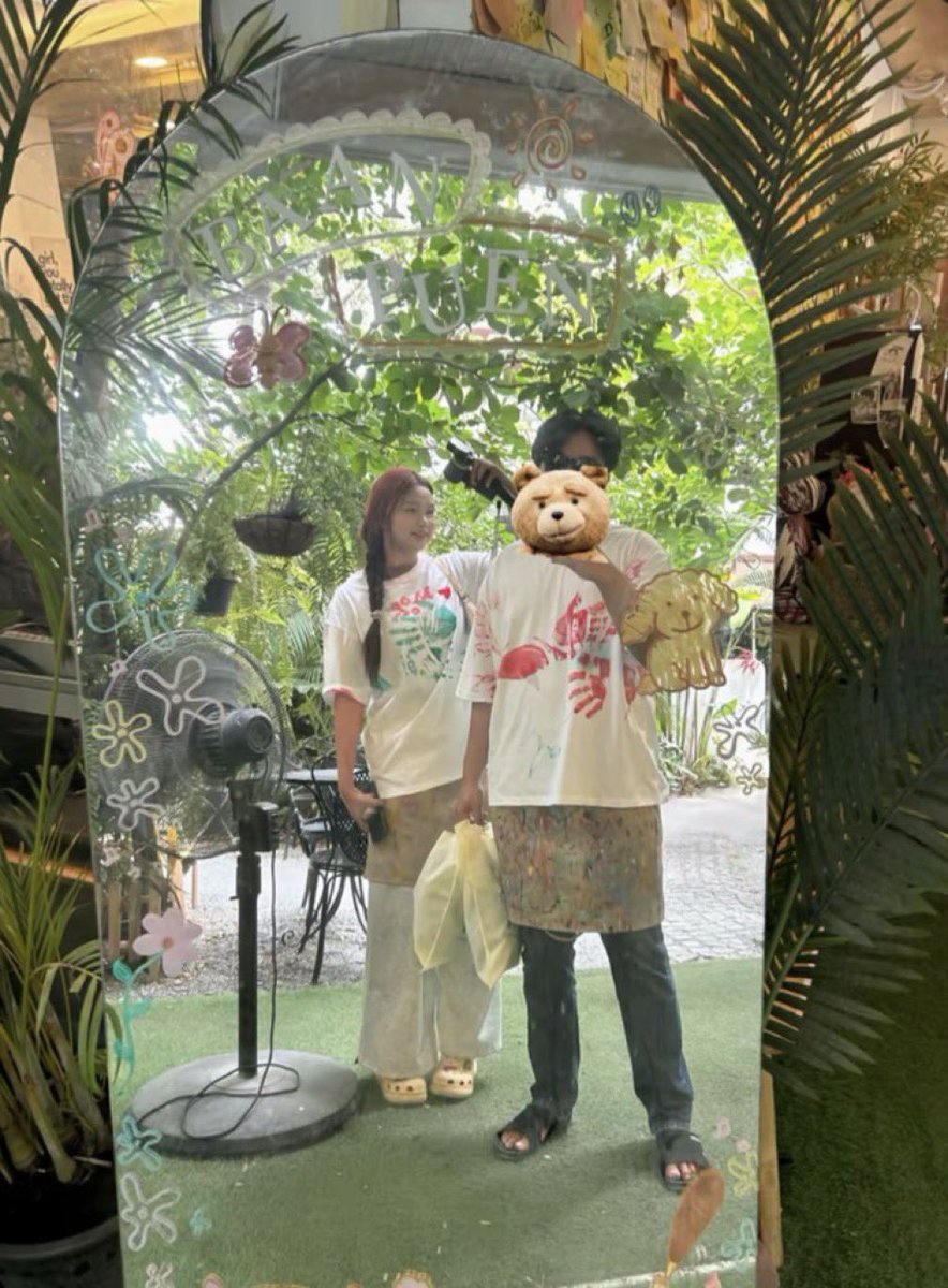 ybspiw's tweet photo. รอชมคลิปในกลุ���ม😂 https://t.co/isFZquURWM