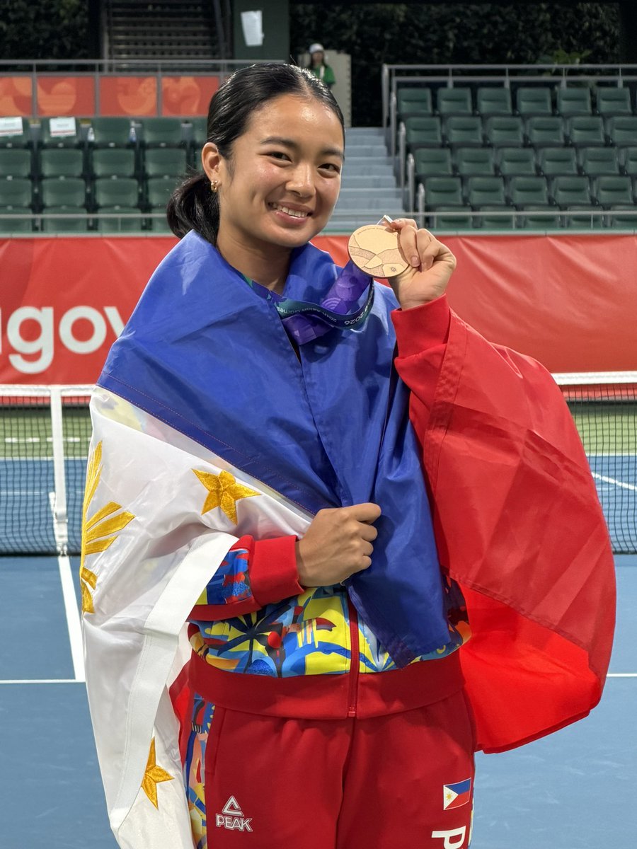 DYANCASTILLEJO's tweet photo. ALEX &amp; EJ WITH THEIR MEDALS https://t.co/Fwsi2sPEGy