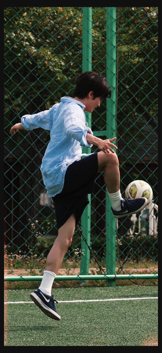 sskngntuk's tweet photo. “tipe gw yg anak bola”
anak bola yg dimaksud: https://t.co/p5406H9ThX