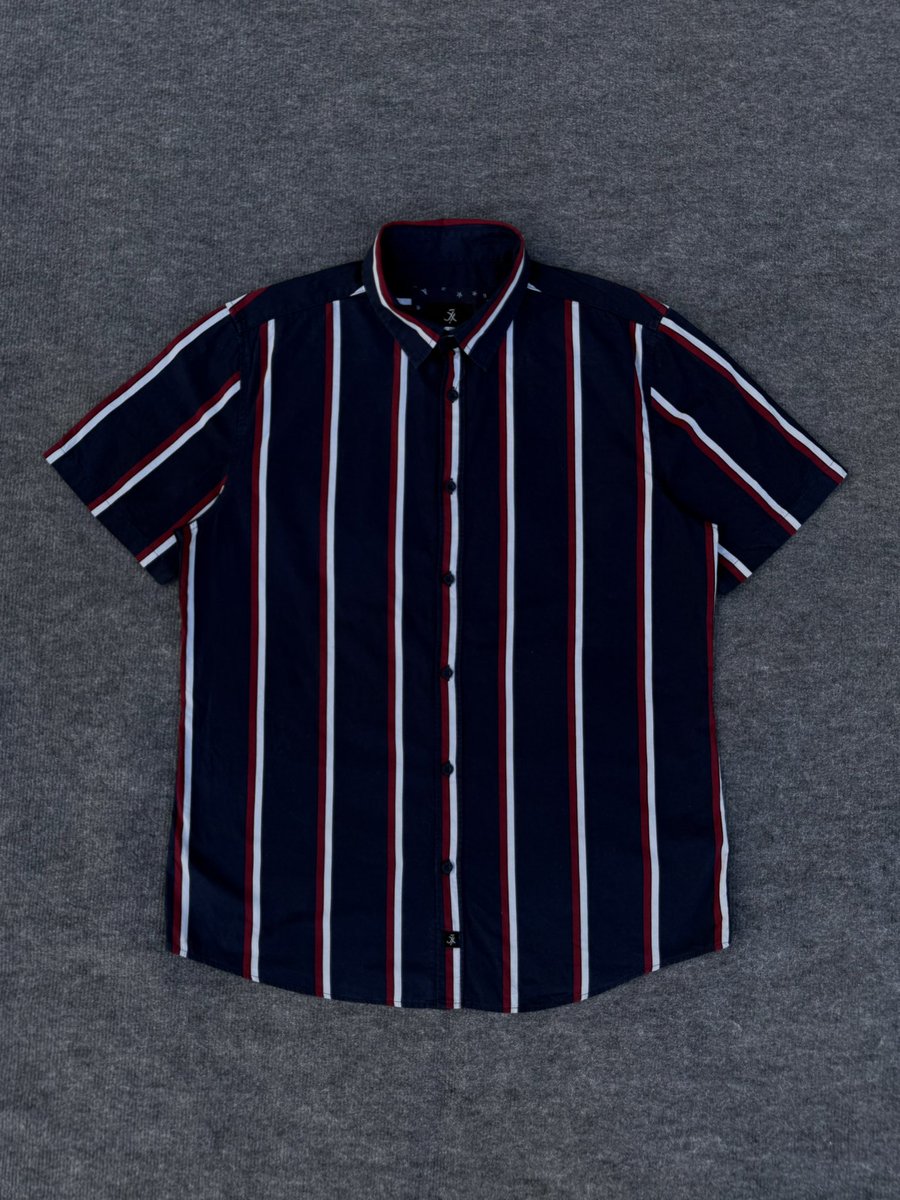 themenswadrobe's tweet photo. Size Large
¢120 https://t.co/fet29HiDif