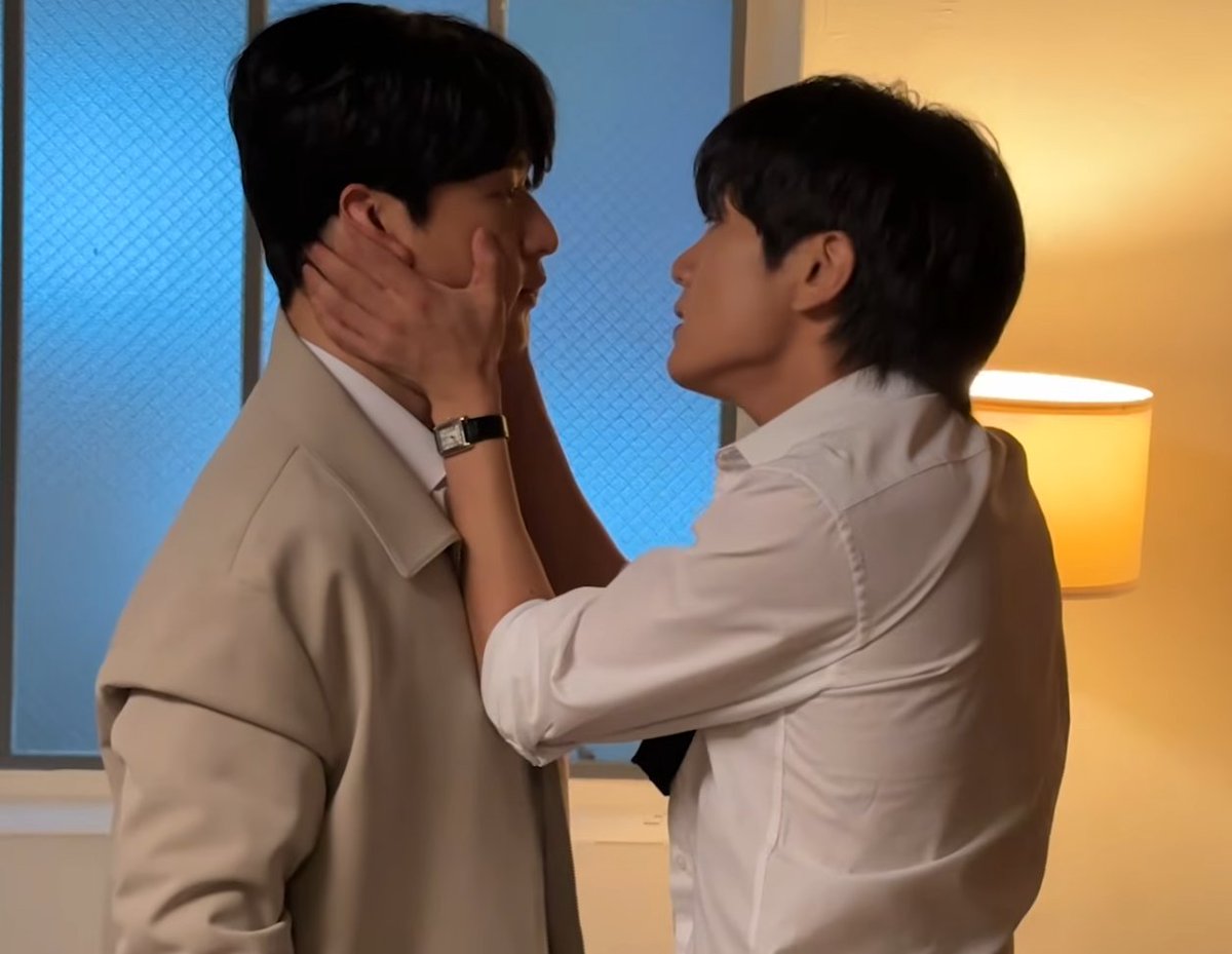 backback126b's tweet photo. 키작공이 어때서 이게 뭐가 진입장벽임? 그냥 느껴;;;
(그와중에 볼찌부된 팀장님이 귀엽다) https://t.co/VNUEAebOxA