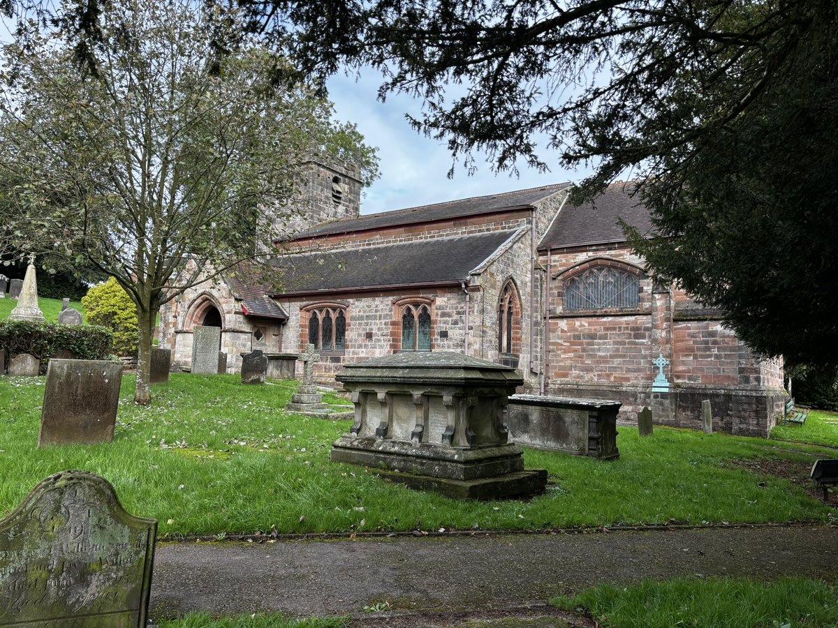 RyanMallin's tweet photo. Just been to my kids school class harvest assembly.

Church was built in 1720. Crazy when you think about it. https://t.co/0dMmwOCdFE