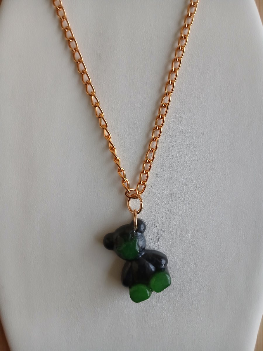 Kanjoor0's tweet photo. @QhuwaKrafts @WanjiruOfQ COLLECTIBLES
Teddy Necklace Pendants
From 999 to KES.800 (silver chains also available)

(Pick &amp; Pay ready as on image-you can order in any other color too)

All discounts for these or orders made for these, run from 2nd Oct-10th Oct 2026 

+254751610909 (Airtel Money+Enquiries) https://t.co/gtBXZj9fe0