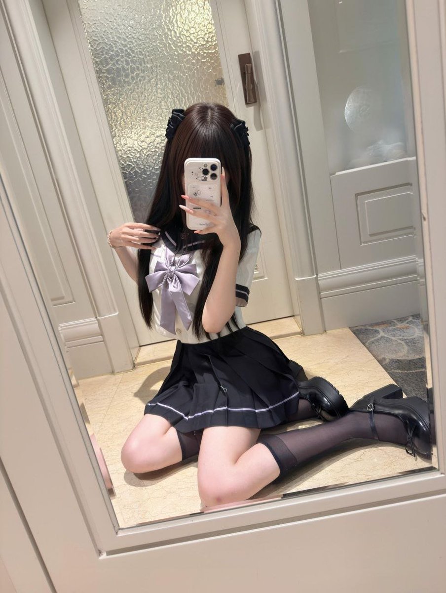 erin72td8's tweet photo. 放假=放纵➕上供
有人想锐评一下我研一的燥💦福嘛 🥹   
看完不许瞎说，赶紧看，我要删了
1：看福
2：看🐻 https://t.co/H50Do2c8qP