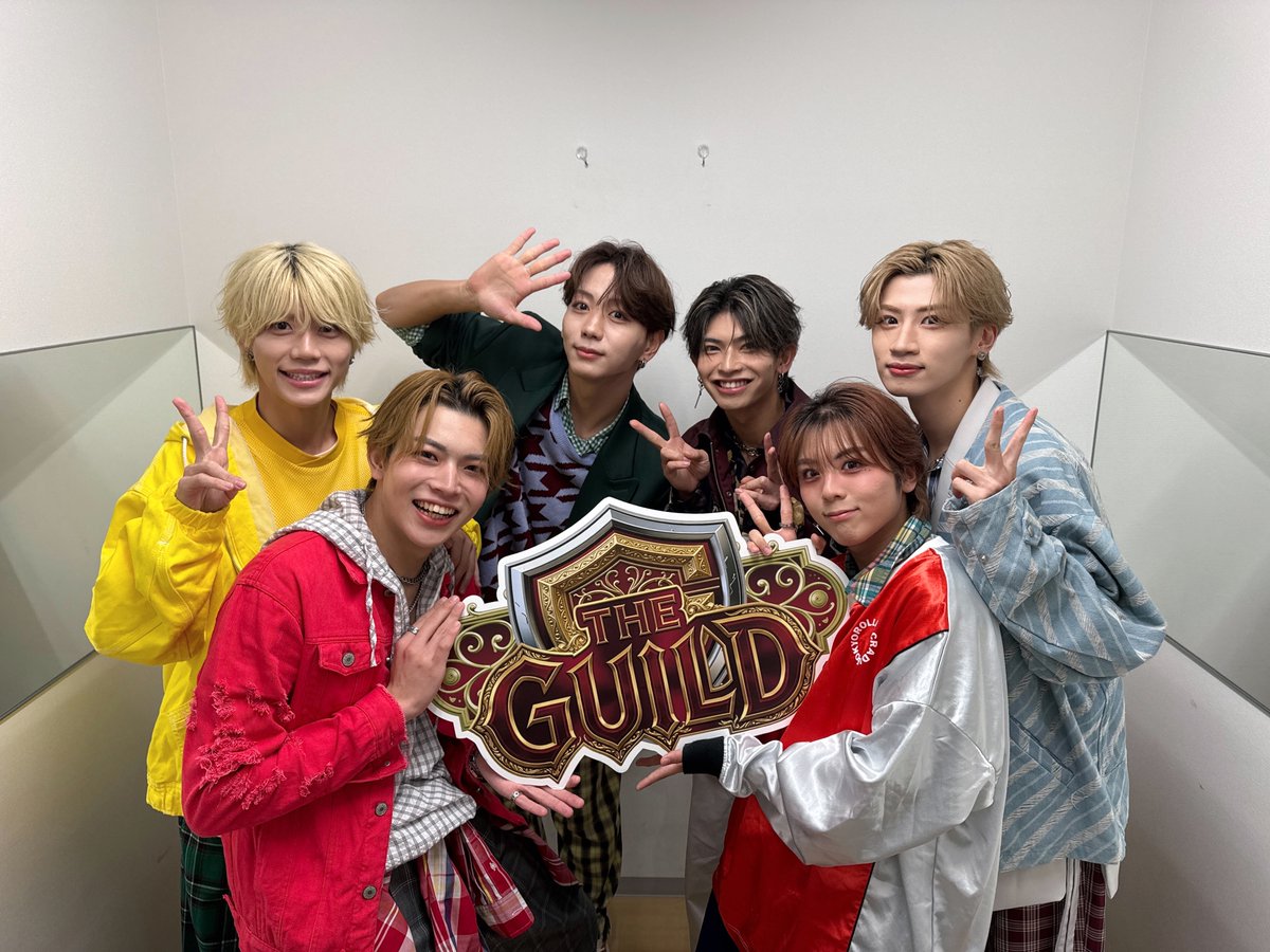 THEGUILD_EVENT's tweet photo. ／
『THE GUILD』⚡️
in GOTANDA G7
＼

20SI.(@20SI_ukatama)さん
ご出演ありがとうございました❕

後日、舞台裏の限定動画を公開📸

ぜひ @THEGUILD_EVENT を
フォローしてお待ちください！

🎫当日券発売中 前方 ¥5,500/一般 ¥4,000

#20SI #THEGUILD #ザギルド https://t.co/EkVgq196GH